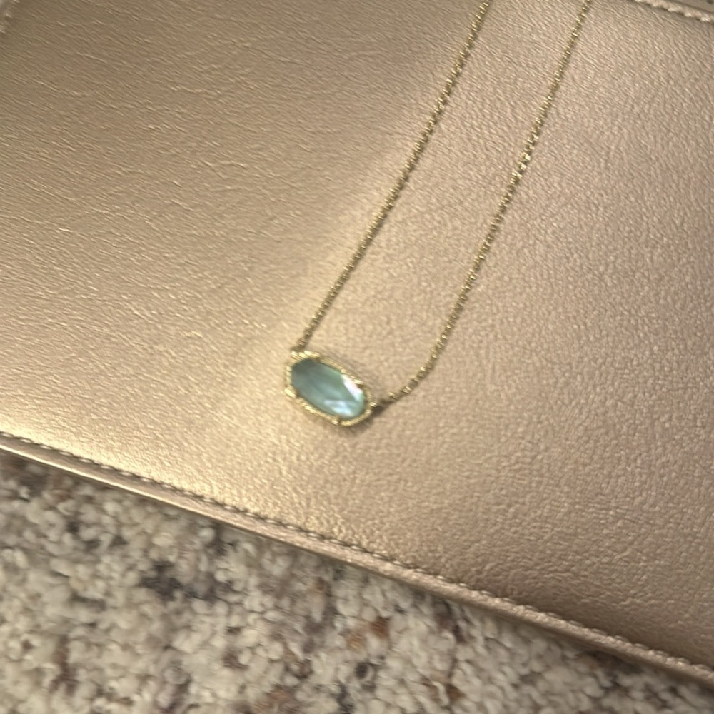 kendra scott pendant light blue/gold